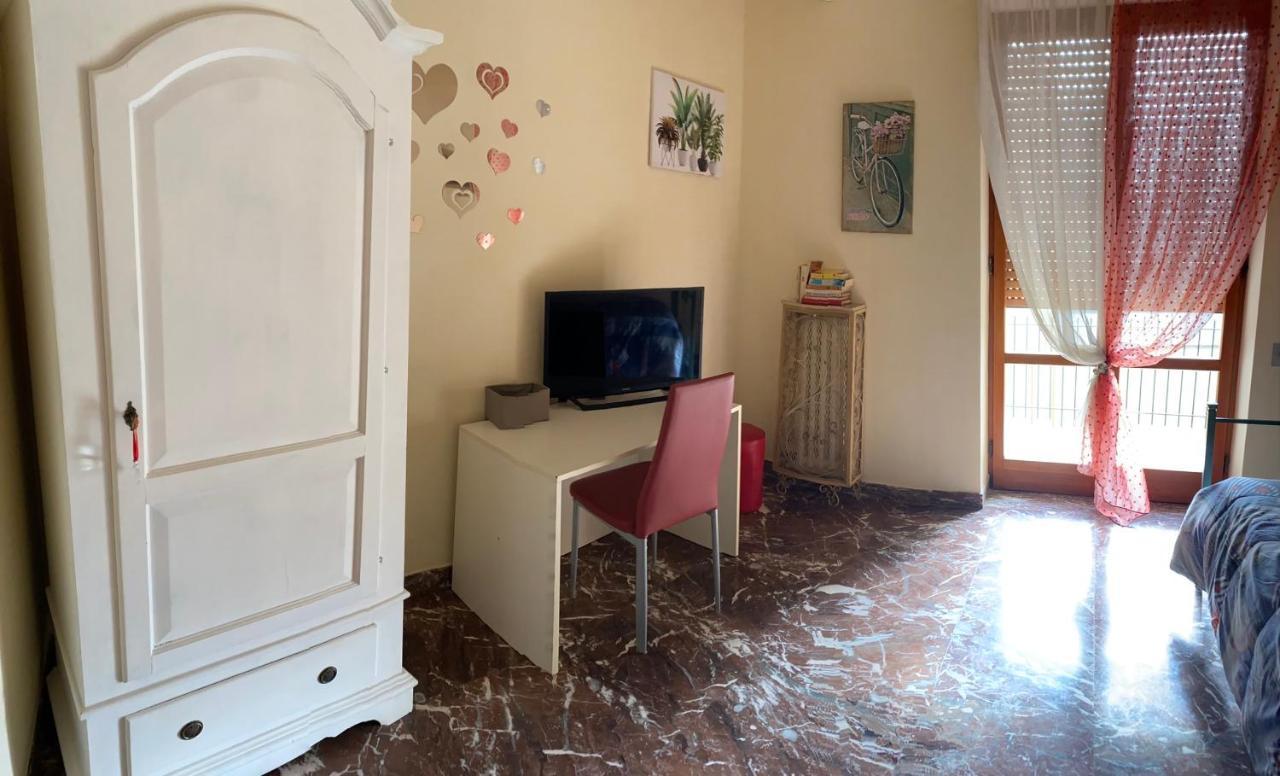 La Dimora Di Vesta Bed & Breakfast Lecce Dış mekan fotoğraf